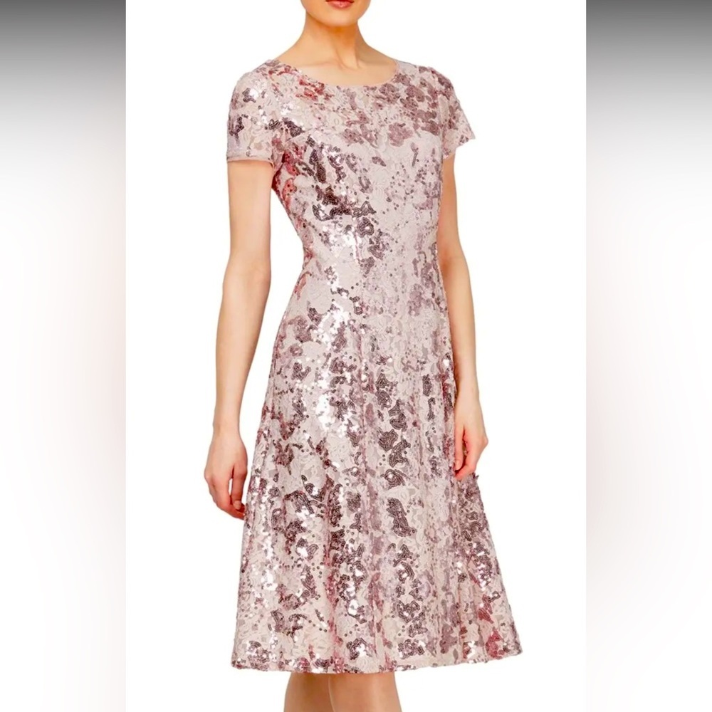 Women’s Formal Dress Sz 18 SLNY Pink Short Sleeve Gown Allover Sequins Fit Flare - Picture 2 of 11